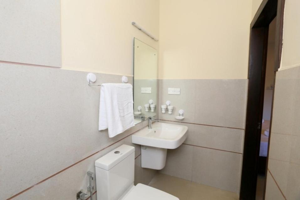5 @ Rodney Place Bed & Breakfast โคลอมโบ ภายนอก รูปภาพ