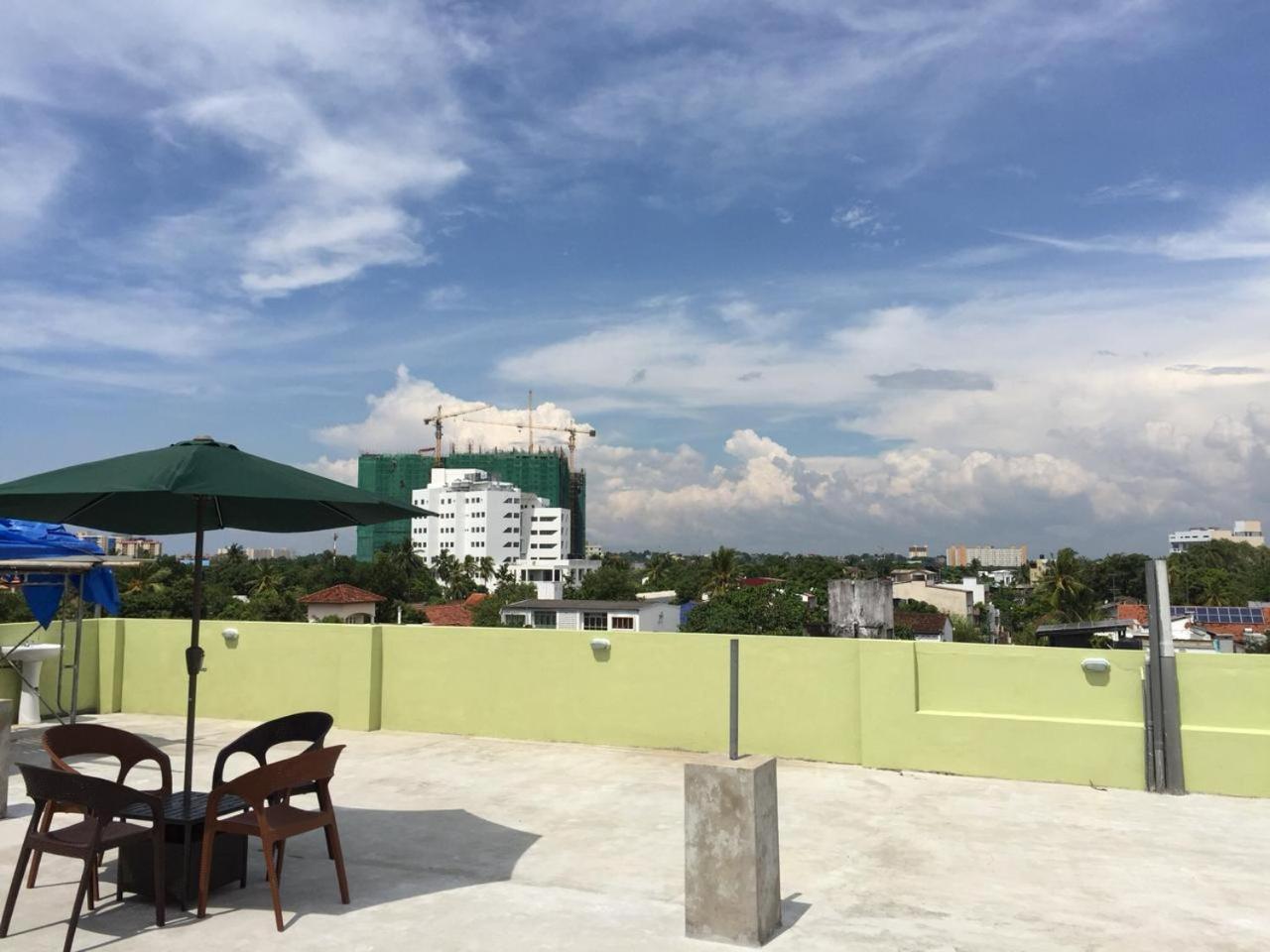 5 @ Rodney Place Bed & Breakfast โคลอมโบ ภายนอก รูปภาพ